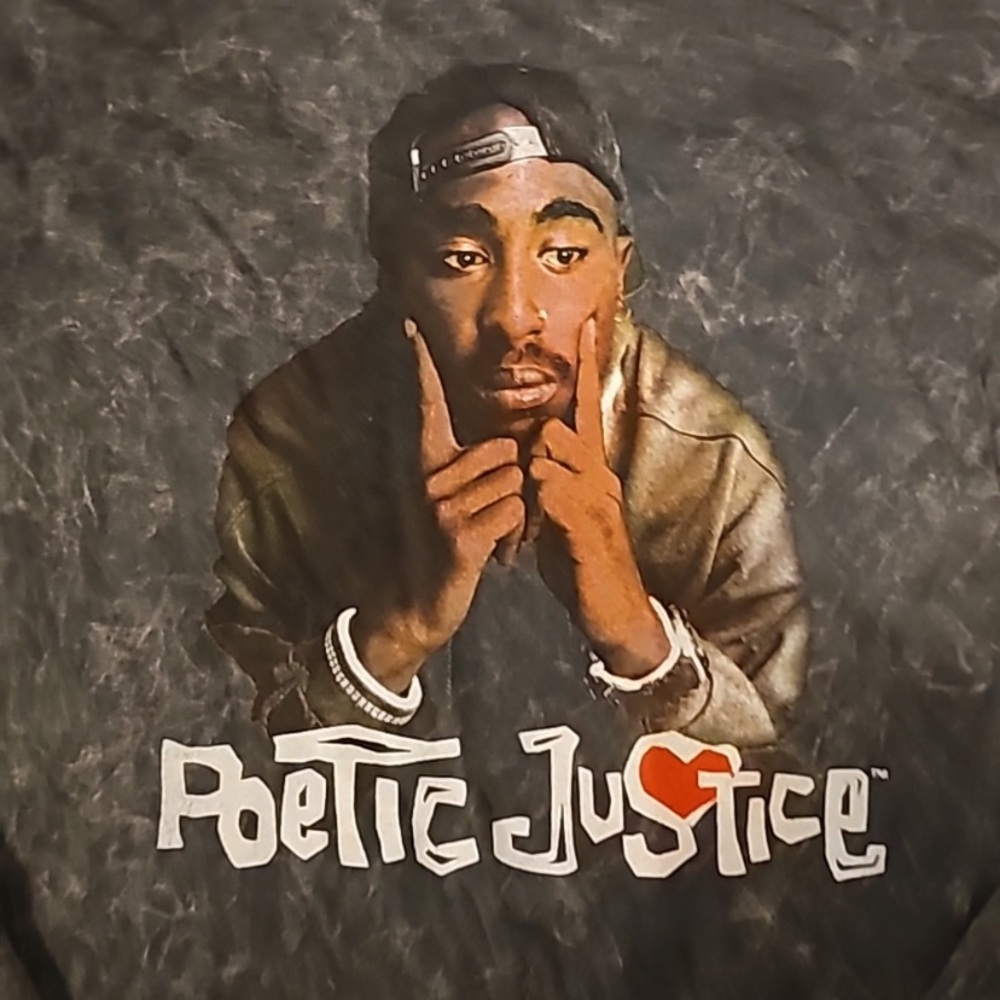 Poetic Justice Graphic Tee Women’s Size Small